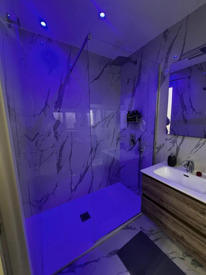 Nanninella Guest House Napoli Bagian luar foto