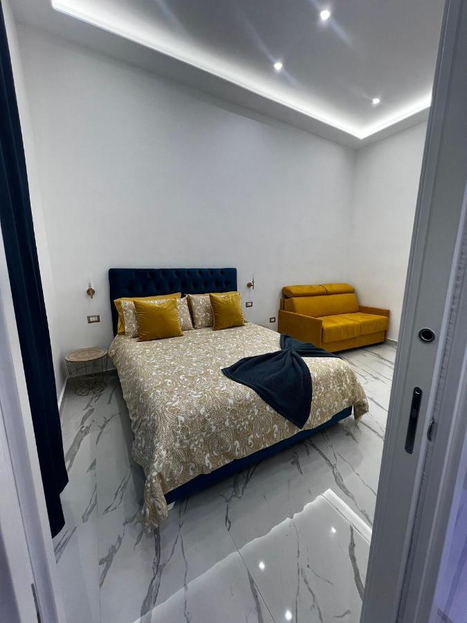 Nanninella Guest House Napoli Bagian luar foto