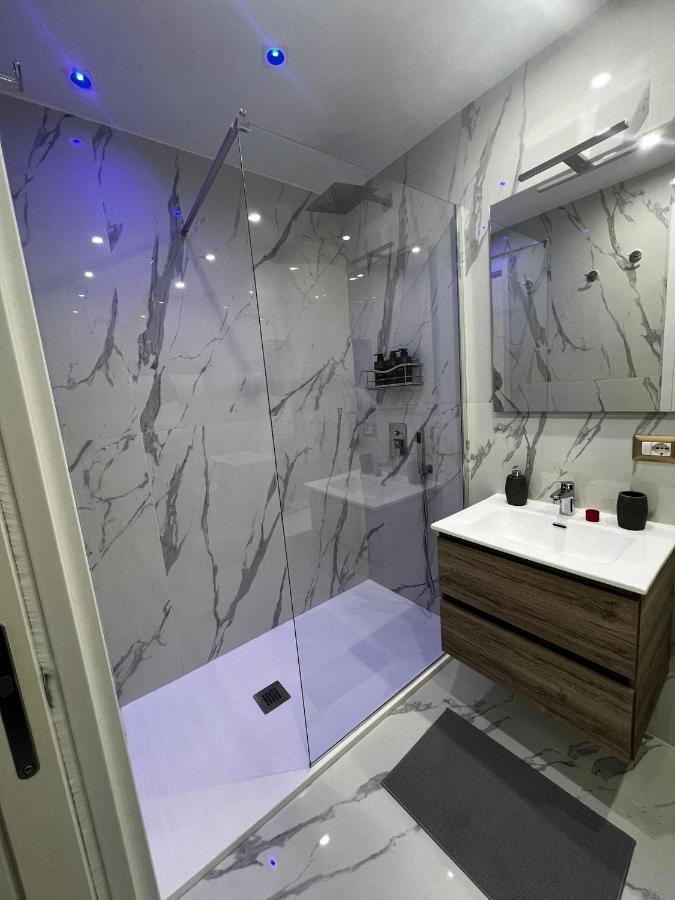 Nanninella Guest House Napoli Bagian luar foto