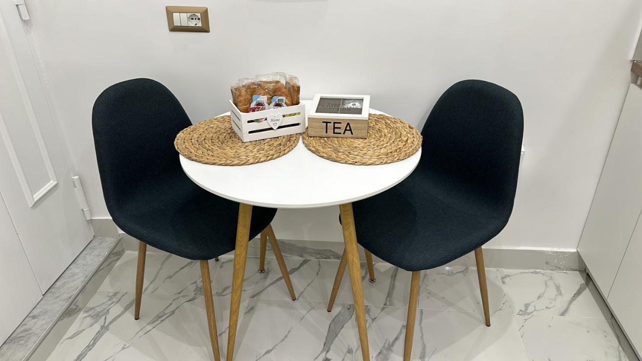 Nanninella Guest House Napoli Bagian luar foto