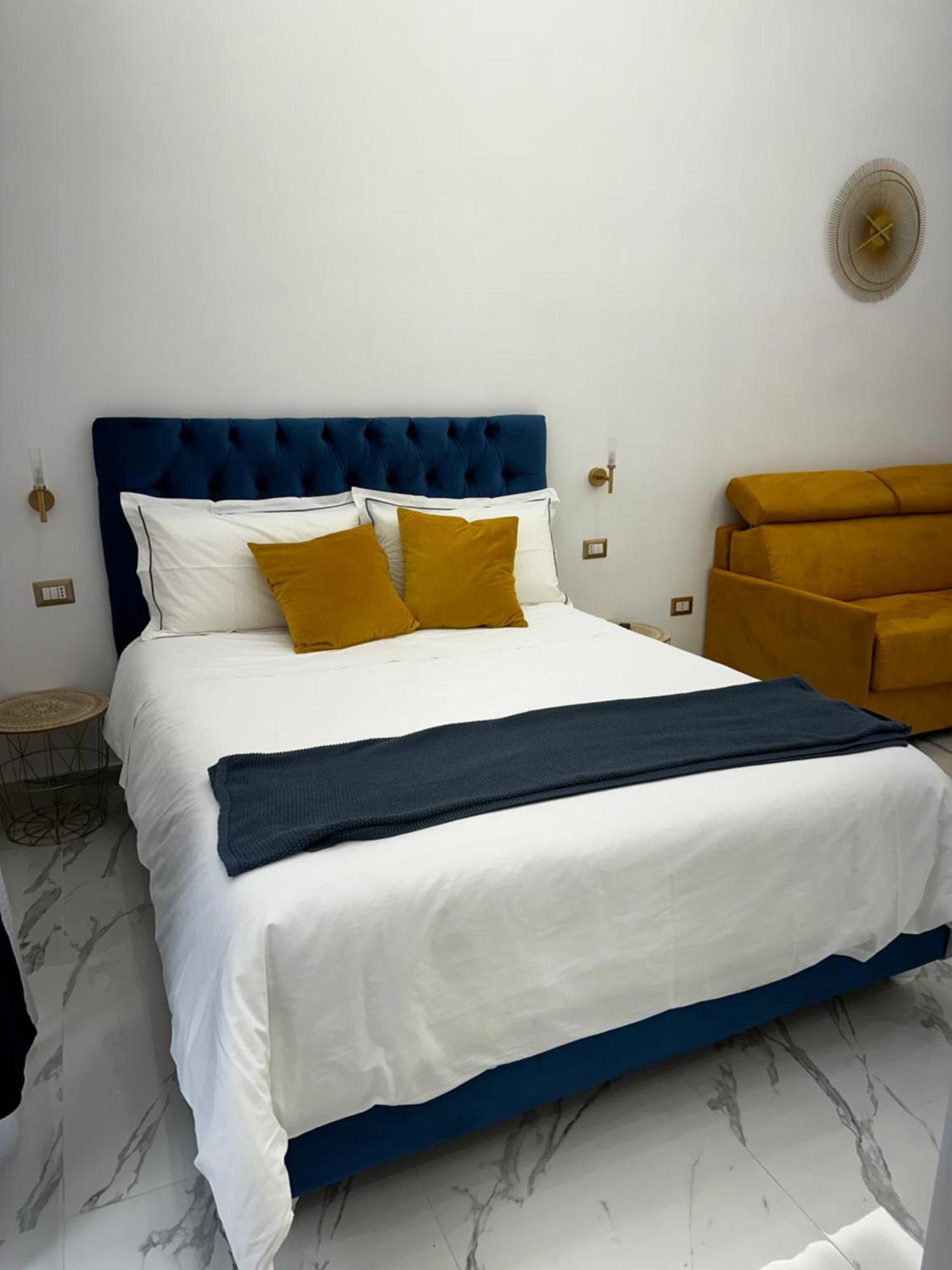Nanninella Guest House Napoli Bagian luar foto